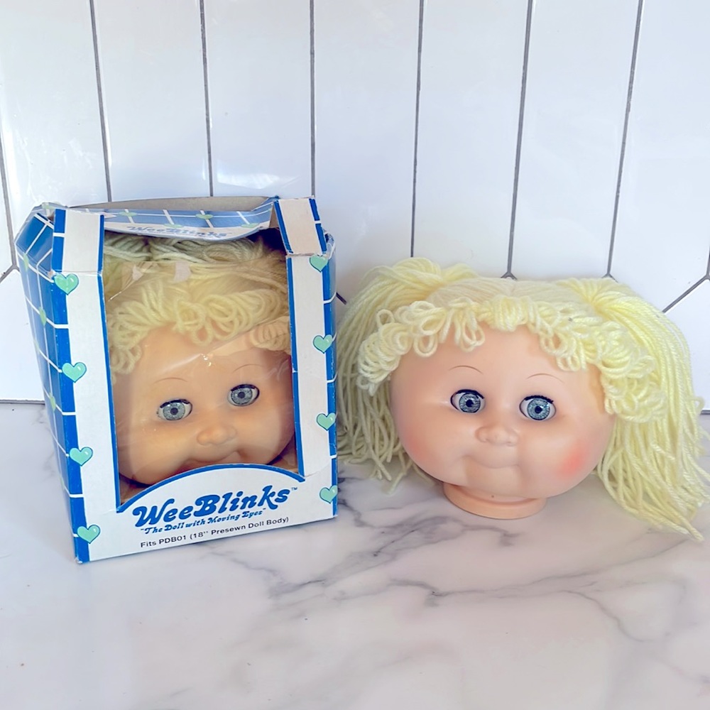 Vintage 1985 Wee Blinks “The Doll with Moving Eyes” Baby Doll Heads
